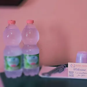 酒店 Rossi