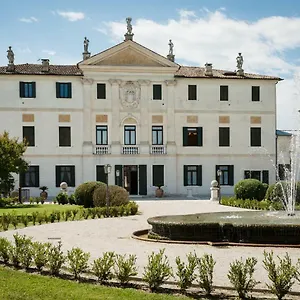 https://villa-volpi.hotelinveneto.com